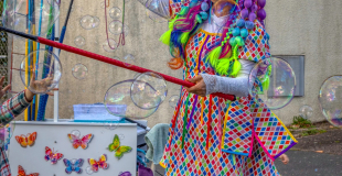 L'Arlequine & ses bulles