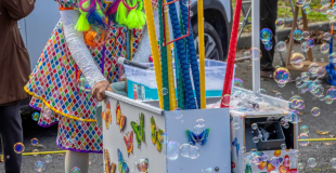 L'Arlequine & ses bulles