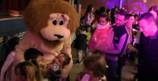 Des Mascottes pour le jeune public.