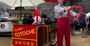 Clown Totoche Triporteur fêtes foires marché