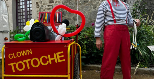 Clown Totoche spectacle Magie Triporteur VTT