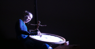 patin à glace sur lac gelé