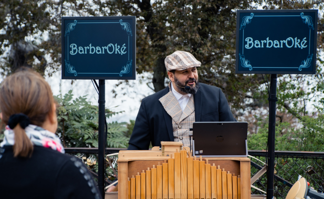 le-barbarok-orgue-de-barbarie-par-th-tre-du-kalam