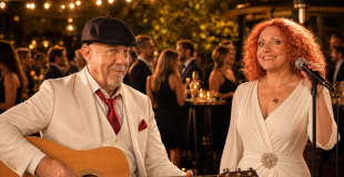Soirée lounge dans le Gard avec le groupe de musique Mikado duo guitare voix