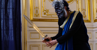 Zeus, combat - (c) Enzo Beaugheon