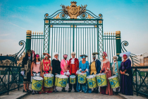 Batucada costumée dans le style du carnaval de Venise