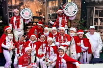 Batucada costumée dans le style de Noël