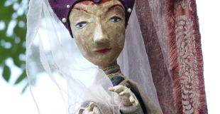 La marionnette de Jeanne de laval 