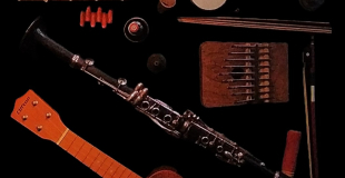 Spectacle jeune public TABLE INSTRUMENTS DE MUSIQUE CIE DGINKO