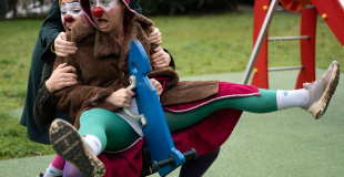 Les clownes au parc ;-)