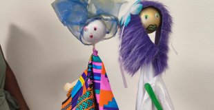 fabrication de marionnettes wax en famille
