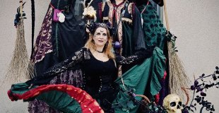 Parade fantastique fêtes des sorcières fêtes médiévales