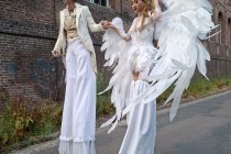 Univers blanc et céleste - Ange