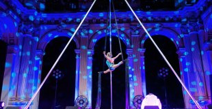 Aperçu visuel des performances artistiques de la Compagnie Circo Criollo : acrobaties, décors immersifs et costumes féériques en tournée
